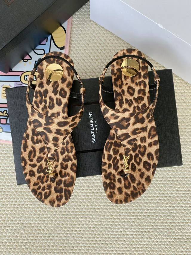 Yves Saint Laurent: Light brown leopard print leather Size 35-44 42.43.44 Custom