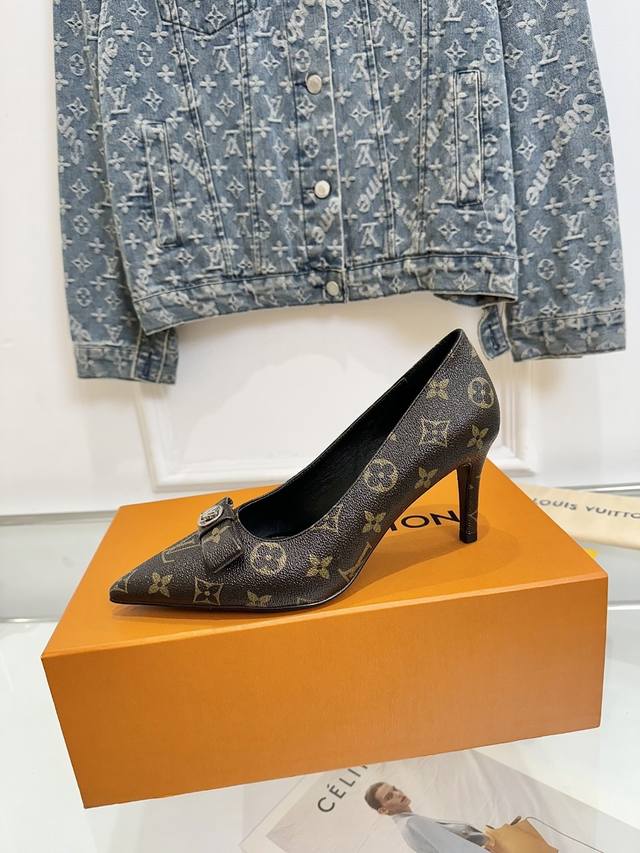 Price P: Louis Vuiton Louis Vuitton French purchasing agent new donkey brand spr
