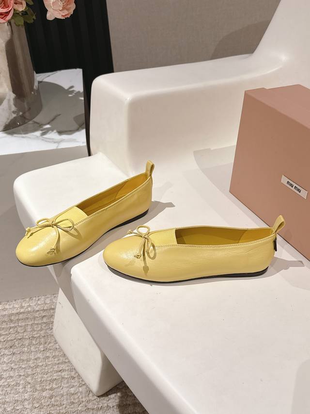 Factory price P Miumi2025 Miu Miu spring and summer new ballet shoes, full of hi