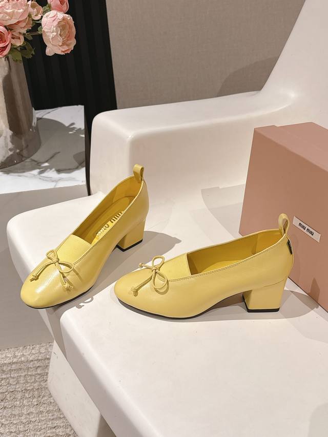 Factory price P Miumi2025 Miu Miu spring and summer new ballet shoes, full of hi