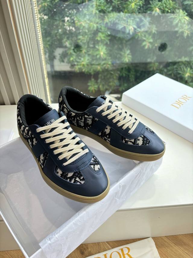 WHAT YOU GET G133C'est Dior Dior 25 Spring/Summer new casual sports shoes' made