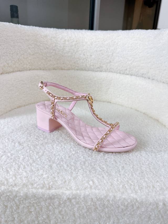 New sandals for purchasing Counter quality One of the classic models that must b