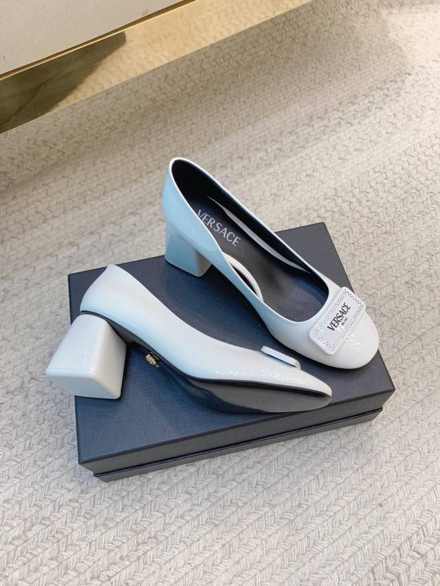 Versac*Ss25 new round head Mary Jane shoes Original last, top quality Material U