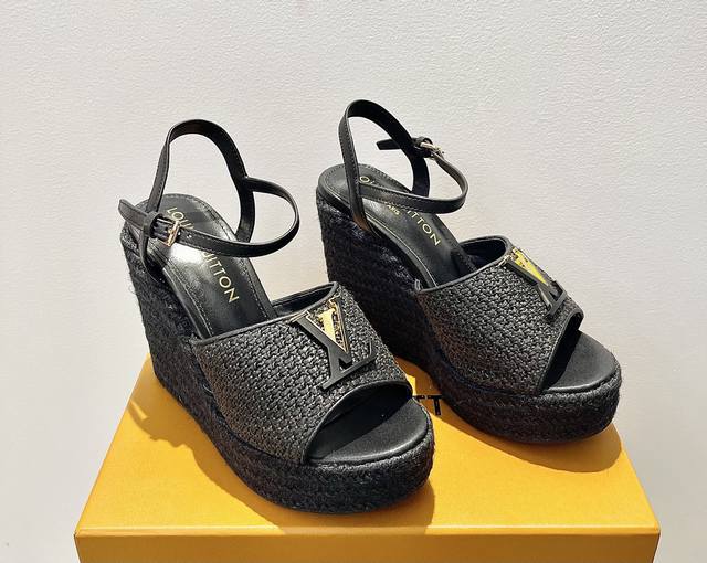 Lv Donkey brand 25 new raffia woven wedge sandals straw woven thick-soled platfo