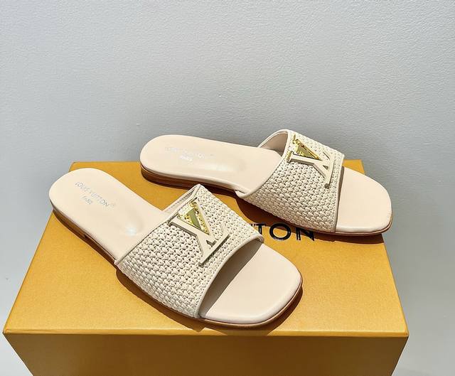 Lv Donkey brand 25 new raffia inlaid metal buckle woven flat sandals Sheepskin l