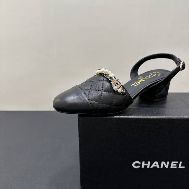 Chanel Chanel new style high-heeled mid-heeled sandals with color matching, clas