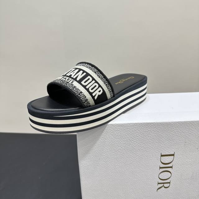 Factory Price P Dior Dway Striped Thick-soled Embroidered Sandals This Dway thic