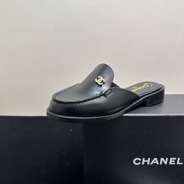 Chanel Chanel Mules, Half Slippers, Fashion Lazy Style Code Fashionistas, look h