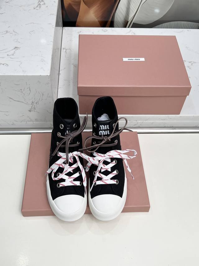 Factory: Miumiu25 years latest catwalk short boots classic upgrade comfort and f
