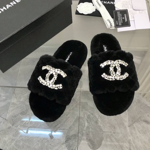 Electric embroidery version of fur slippers 2025 Early Autumn rhinestone fur sli