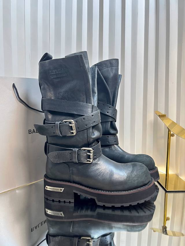 Women's and Men's 730 Balenciaga 25Fall Pre-Order New Balenciaga Fw25 Venom Boot