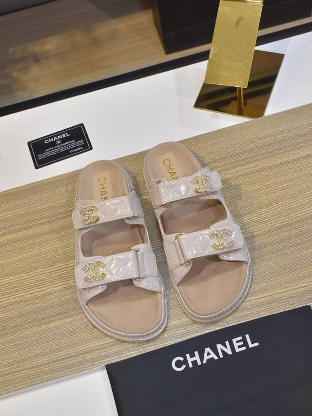 2025 Early Spring Double Pearl Latest Season Velcro Slippers New Style European