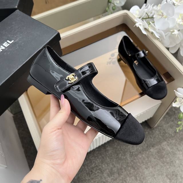 Top version Chanel shoes Chanel*