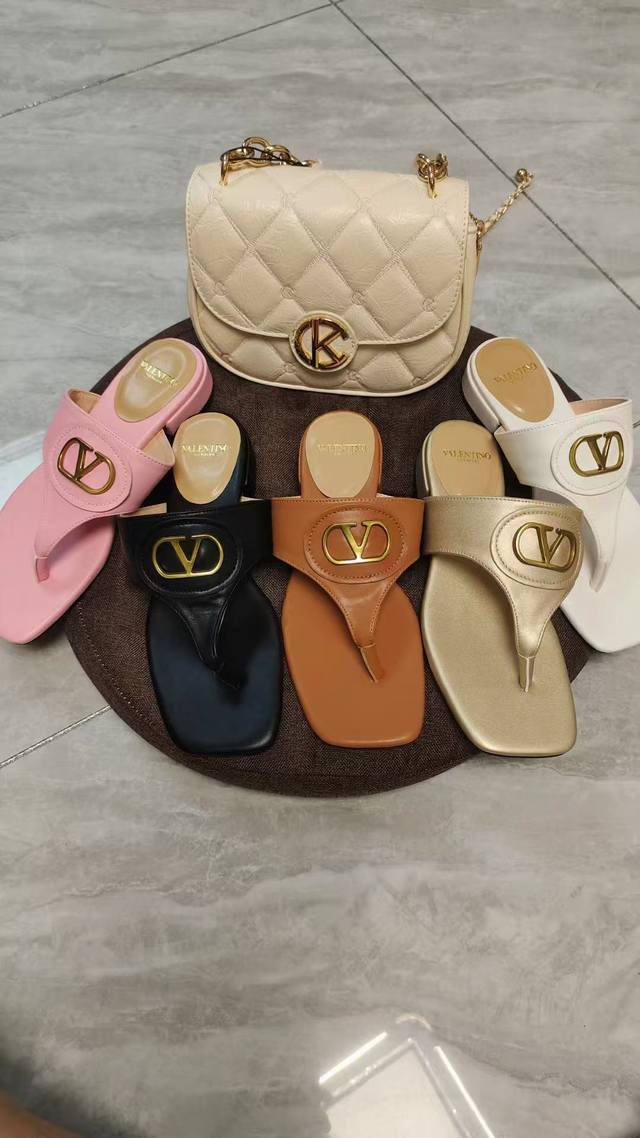 Orange factory price P Gucci flip flops What you see is what you get Valentino c