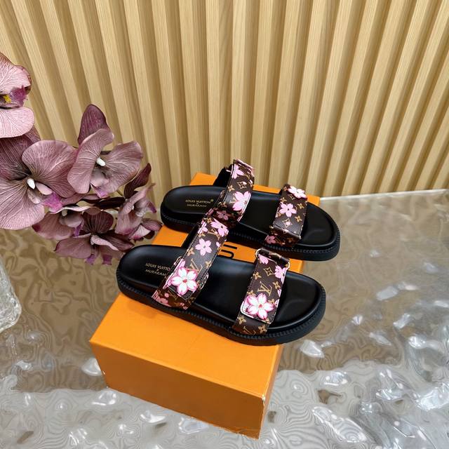 Lv 2025 Spring and Summer New Products Counter Lv Donkey Brand Popular Embossed