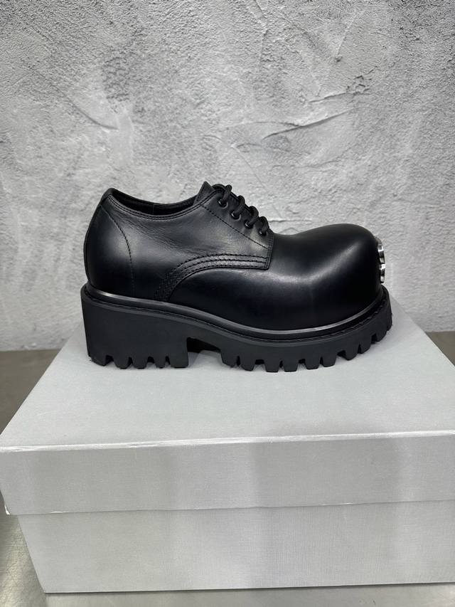 2025 Spring and Autumn latest hit men's derby. Metal Bb logo on the front, antiq