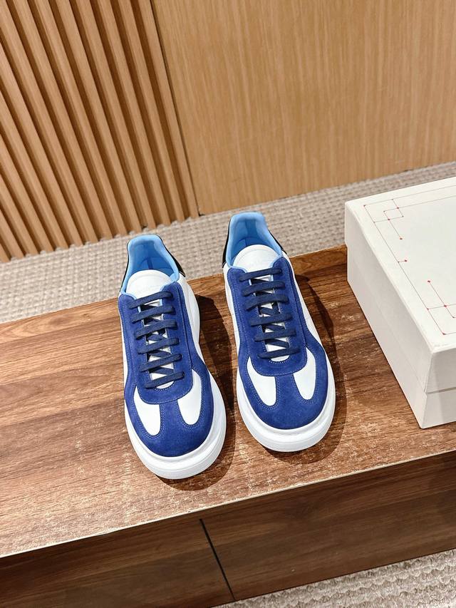Men +10 Dexun Dark Blue Velvet # McQueen is undoubtedly the classic king of whit