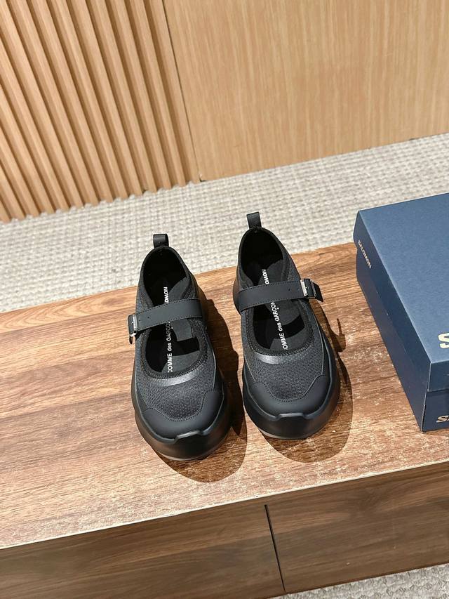 Cdgsalomon Salomon co-branded Mary Jane is so cute. The shoes are still in simpl