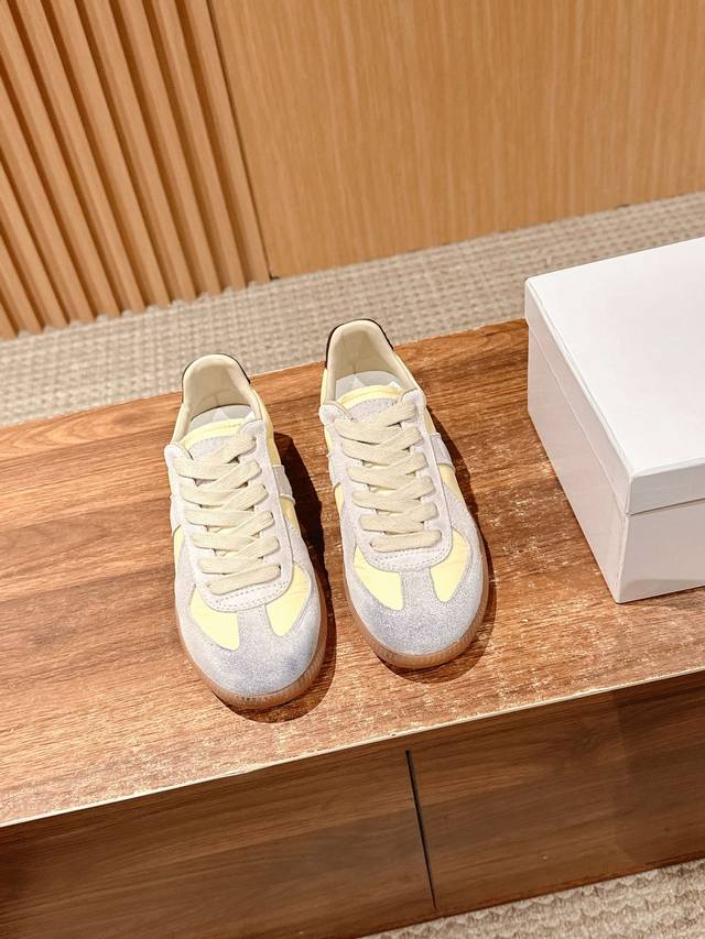 Men +10 Mm Margiela Retro Replica Leather Shoes This pair of Replica Leather Sho