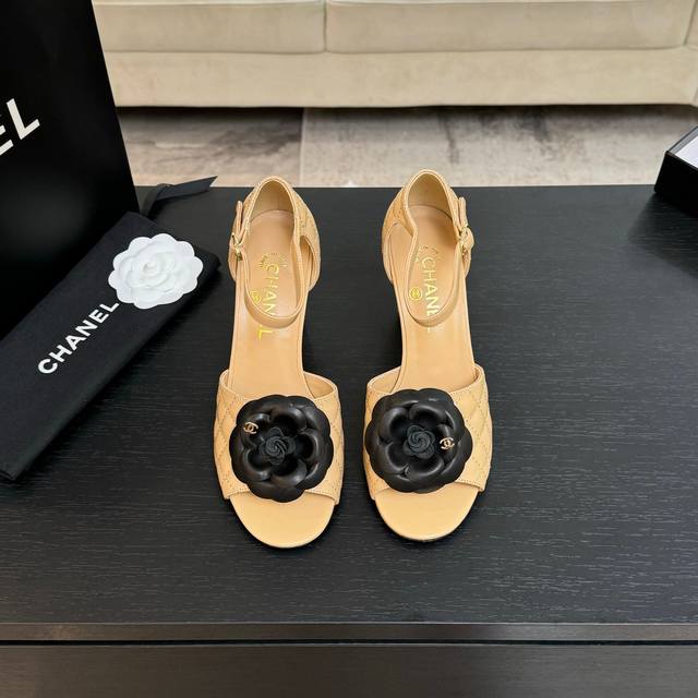 25Ss New spring and summer Chane* Chanel camellia high-heeled fish-mouth sandals
