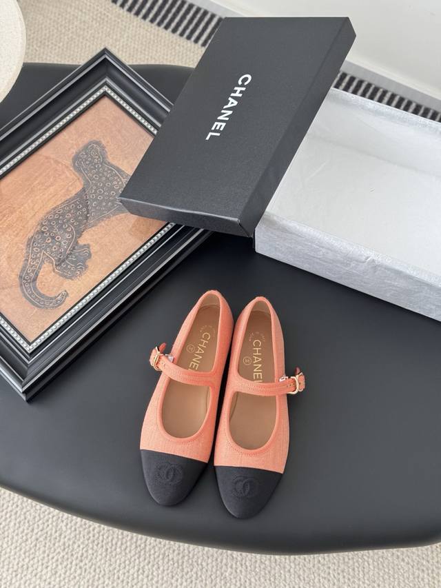 New generation color Chanel 25S catwalk style Mary Jane shoes Simple yet sweet a
