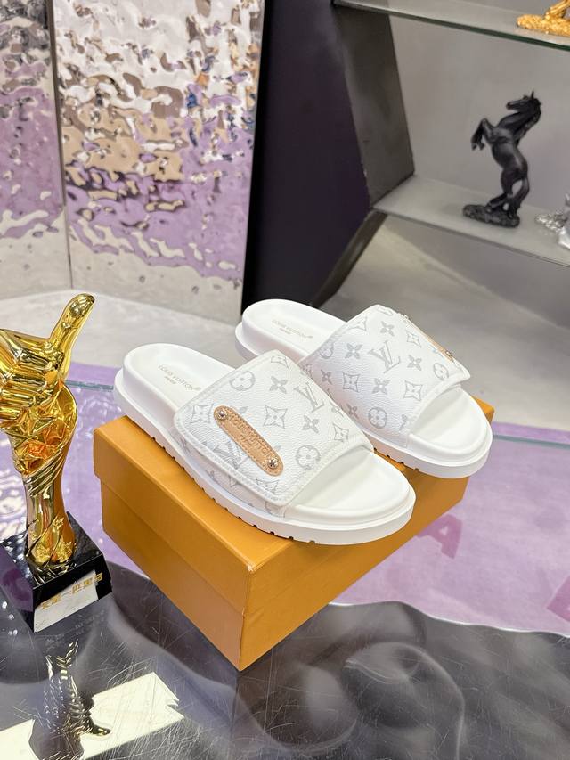Factory price Pp: Men's shoes Louis Vuitton Lv2025 latest Lv men's slippers Orig