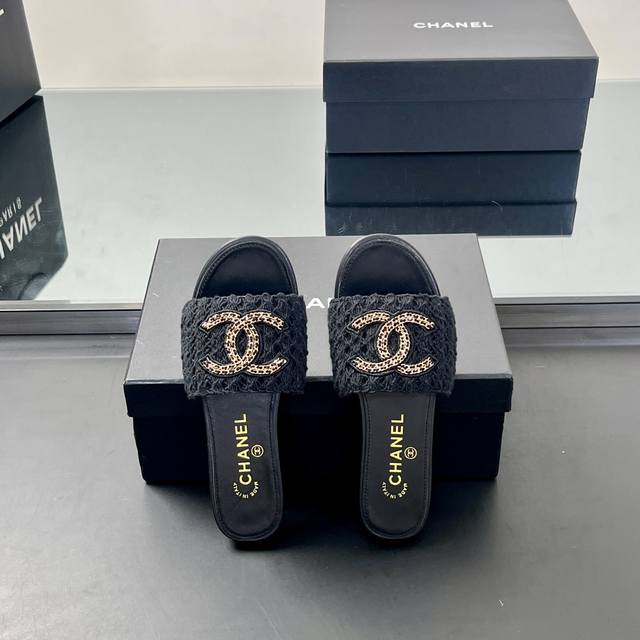 Factory price High quality! 25Fw Spring and Summer new Chanel chain embroidered
