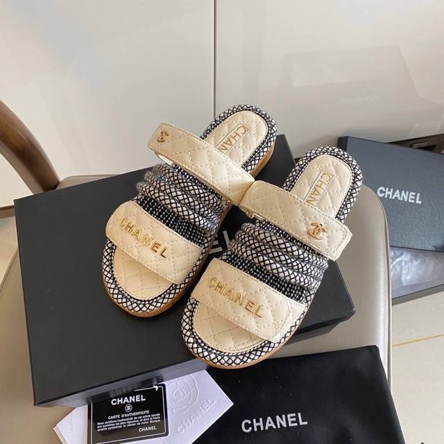 Factory price P 25, an absolute hit! Coco Chanel always said: "Shoes are the mos