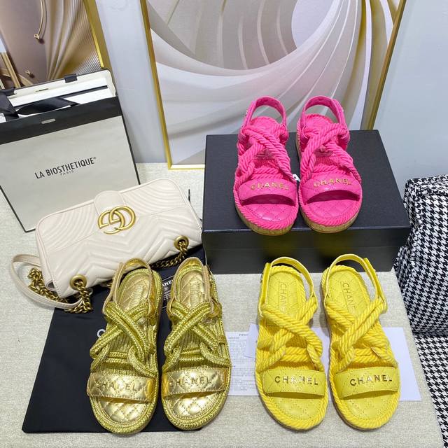 Factory price P 25, an absolute hit! Coco Chanel always said: "Shoes are the mos
