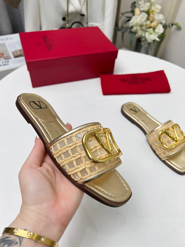 Factory Price P Leather Sole 40 Valentino. Valentino's latest series of hand-wov