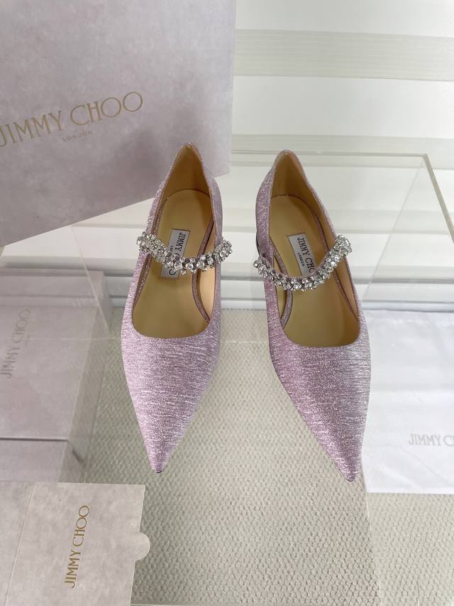 Jimmy Choo's classic Mary Jane shoes with diamond straps The best companion for