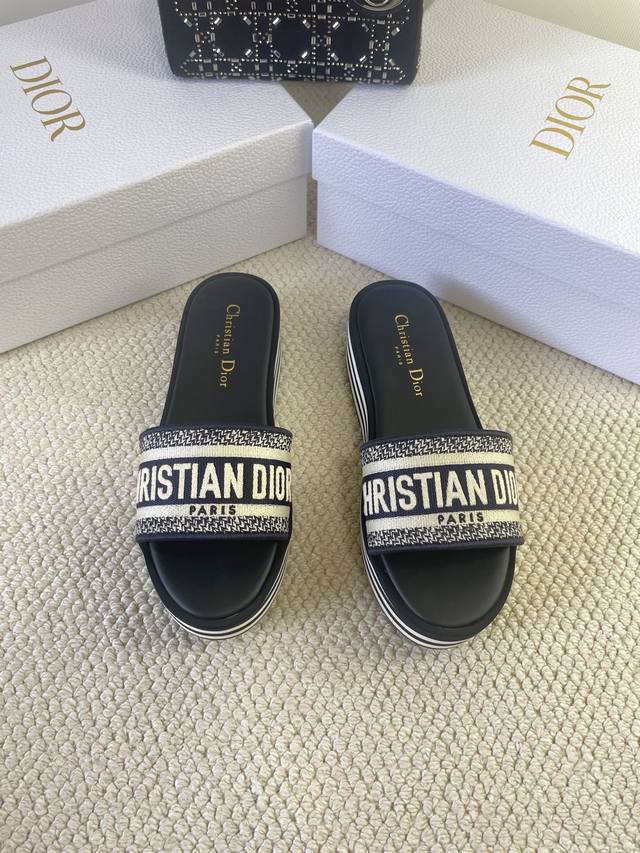 Dior 2025 Spring and Summer new Ivieta Dway one-word color matching slippers Cd