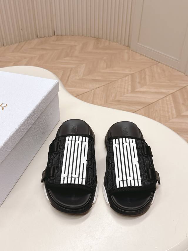Dior Dior D's 2025Ss summer new style fairy style thick-soled Velcro slippers 1: