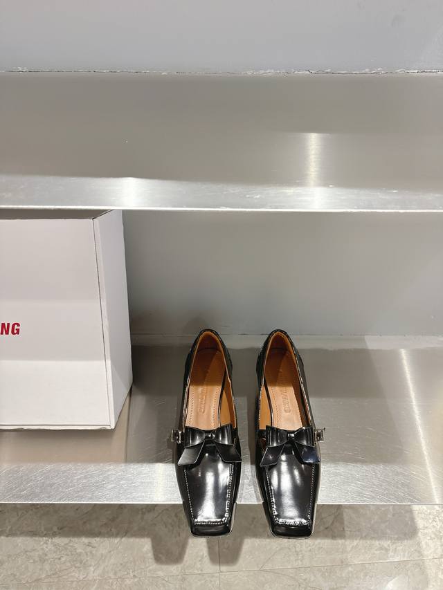 Shushuton* New autumn and winter items, beautiful bow tie match, any match is fu