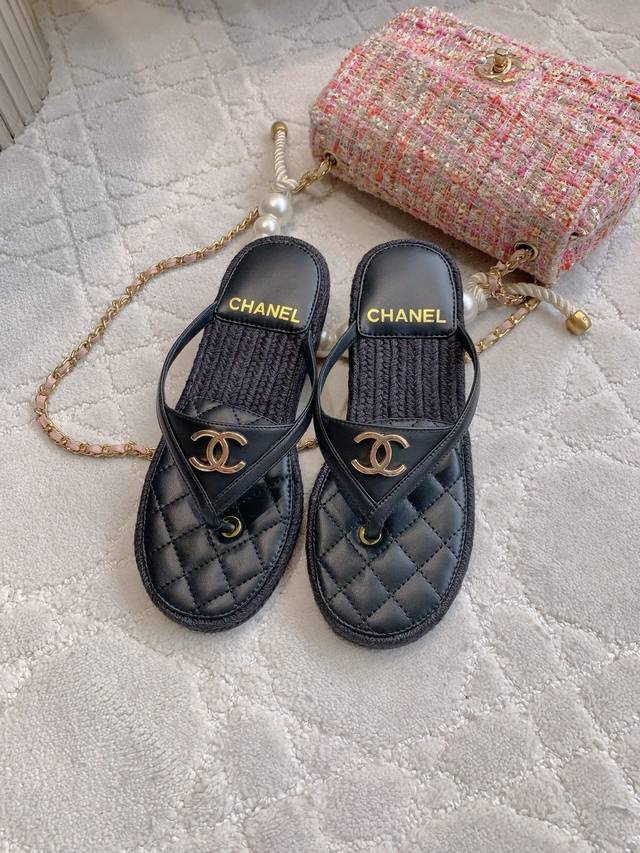Factory price P Chane* new straw woven flip-flops Chane's high-end feeling alway