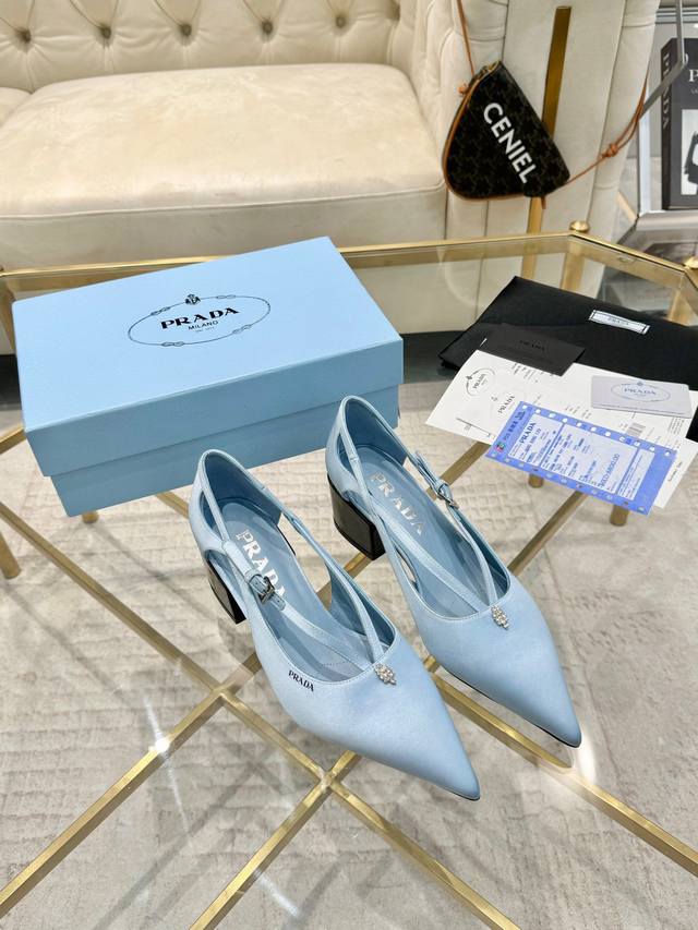 Pradr Prada new factory price P imported leather sole 230 imitation leather sole