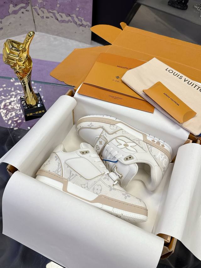 Factory P Price P: Top version LV new Velcro couple men's shoes Lv Louis Vuitton