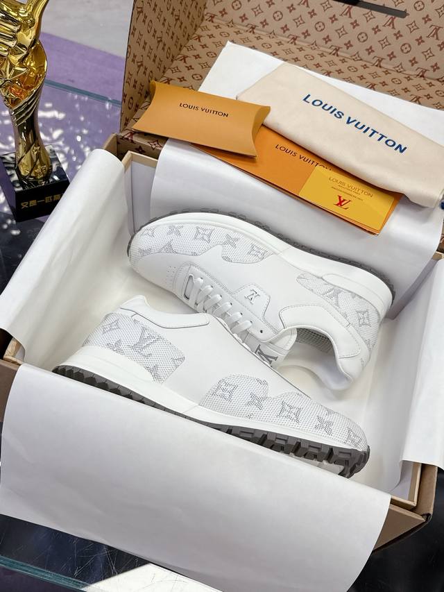 Factory Price Pp: Lv Men's Shoes Series Louis Vuitton Series Sports Shoes Series