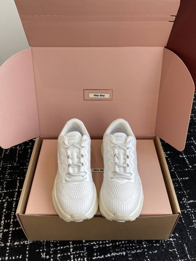 Purchasing-level official website synchronized box packaging Miu Miu 25Ss latest