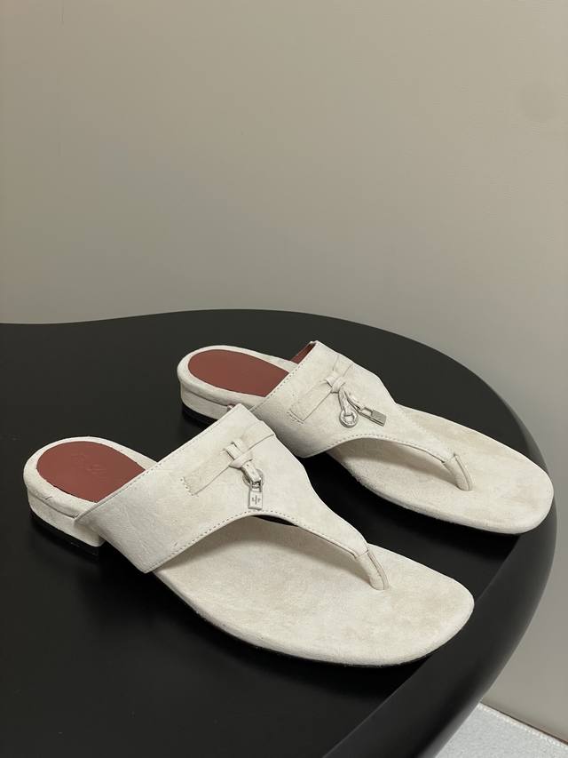 Loro Piana Lp Old Money Style Flip Flops Hardware Pendant Herringbone Sandals Lo
