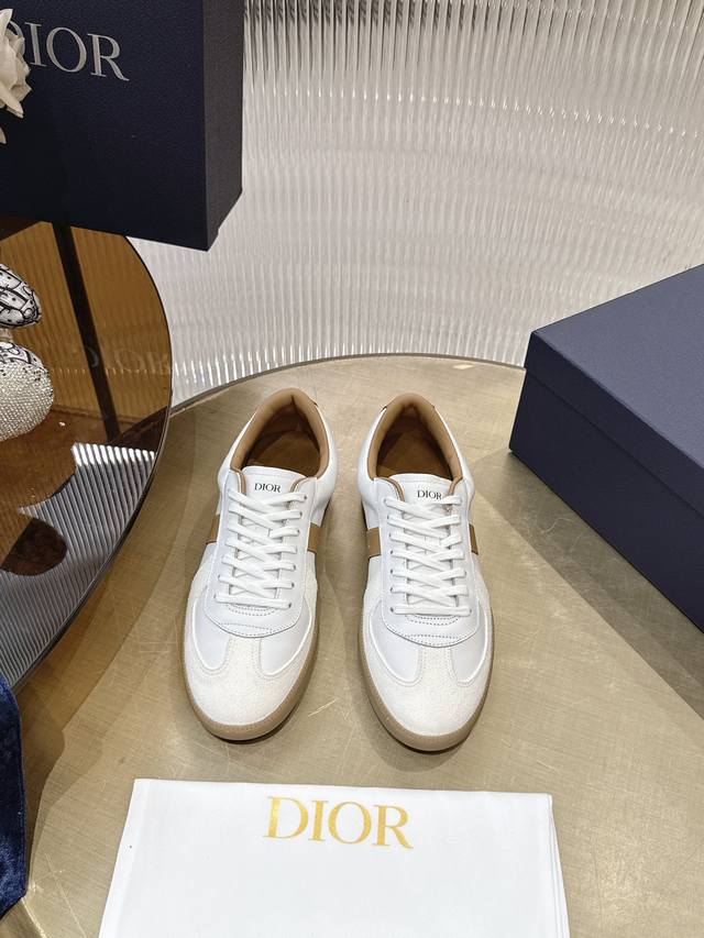 Dior 2025 leather version of the Dior shoes is superb. As a Dior signature desig