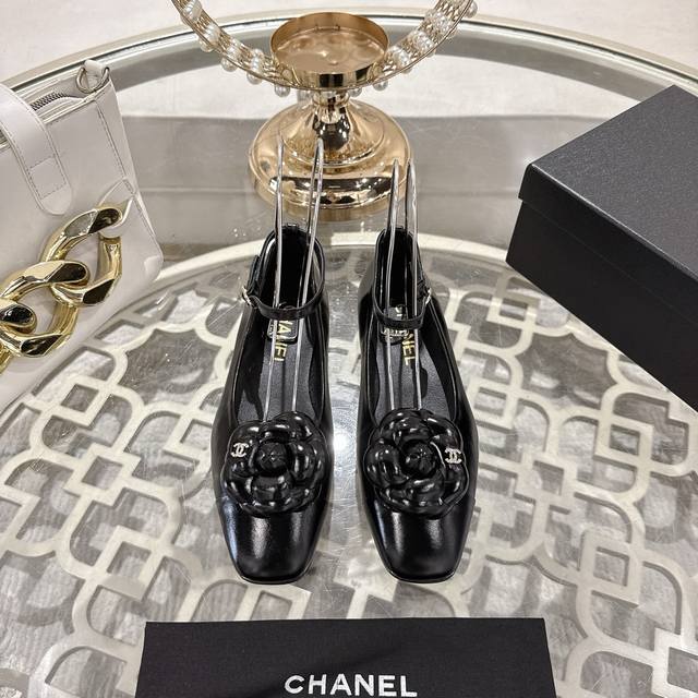 Chan*L 2025P early spring new square toe flat shoes High version lace-up camelli