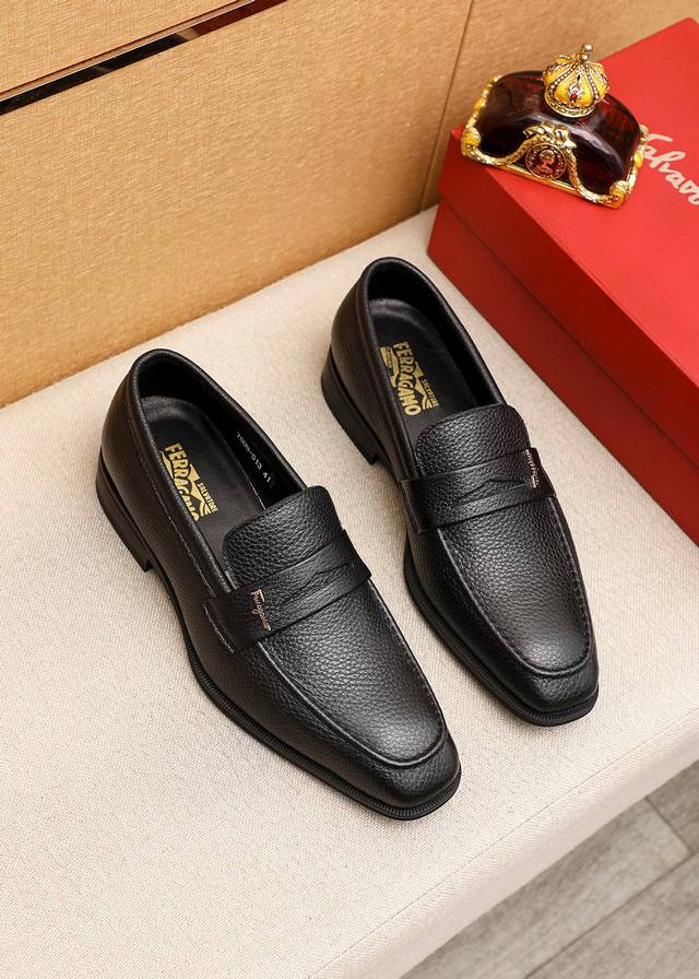 Product trademark: Ferragamo Salvatore Ferragamo casual leather shoes Regular si