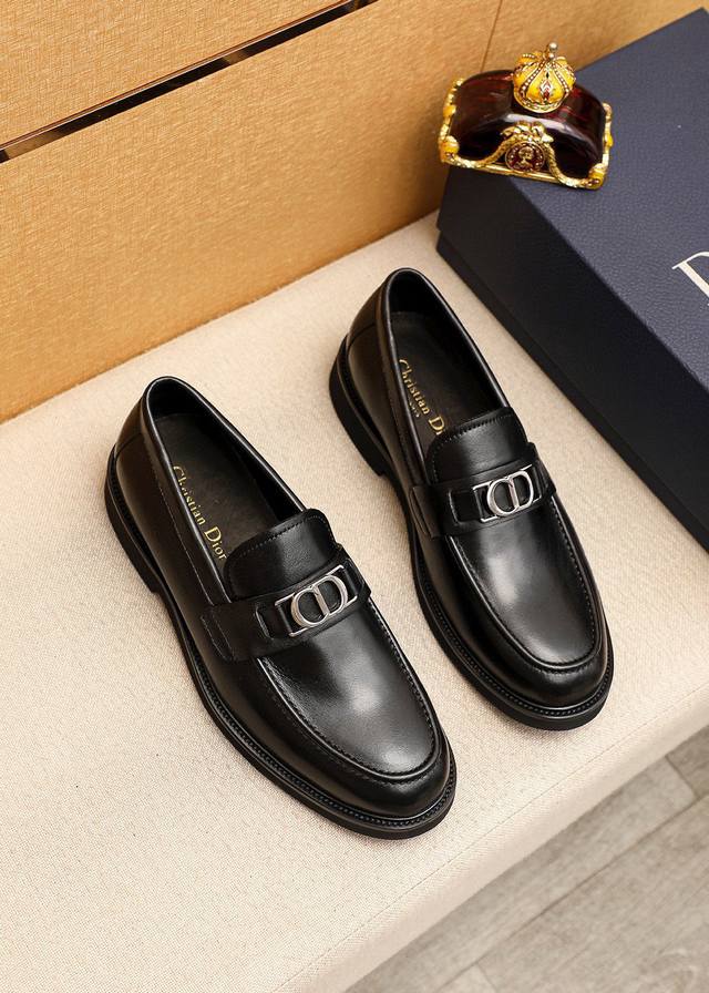 Product trademark: Dior casual leather shoes Regular size: 39-44 38.45 Customize