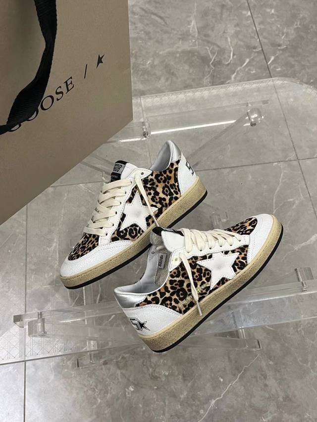 Long-term production. Order inquiry Leopard print white star couple style top pu
