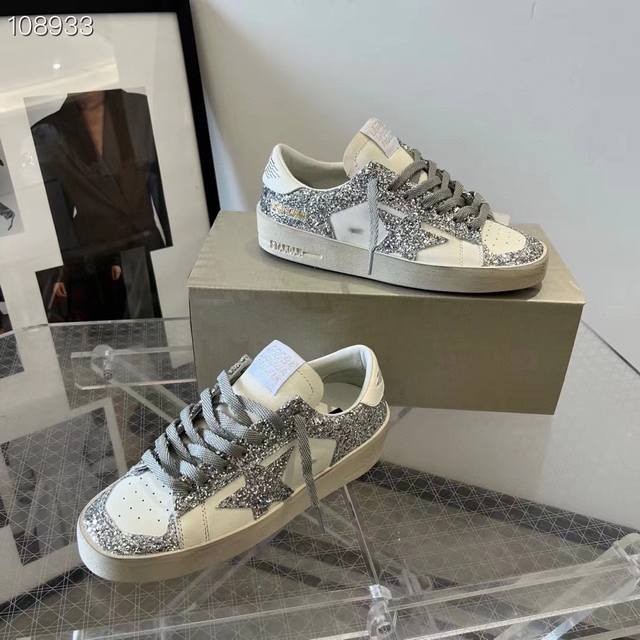 Long-term production. Order inquiry Silver sequined silver grid sneakers for cou