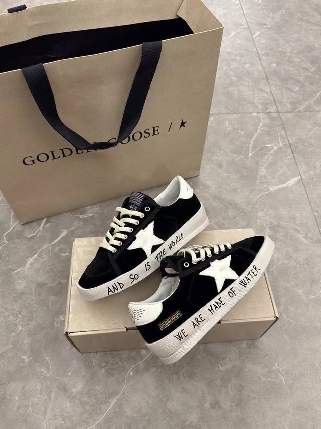 Long-term production. Order inquiry Black hand-painted letter sneakers for coupl