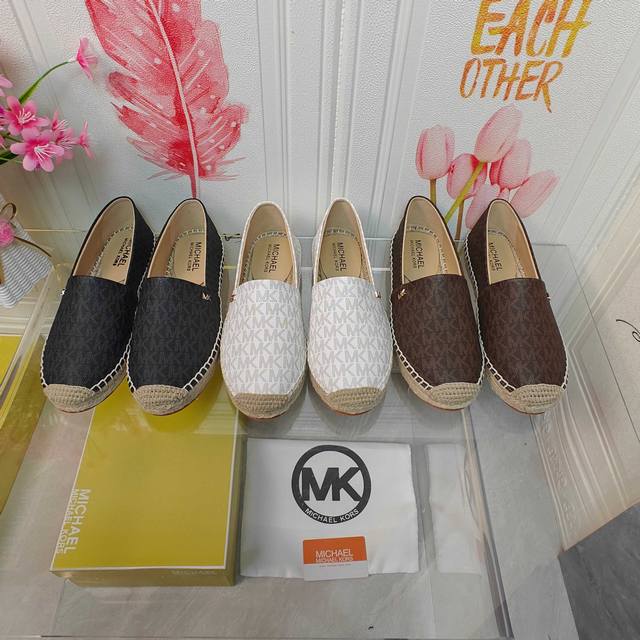 rush price: Mk fisherman shoes, counter synchronized style, super popular, Europ