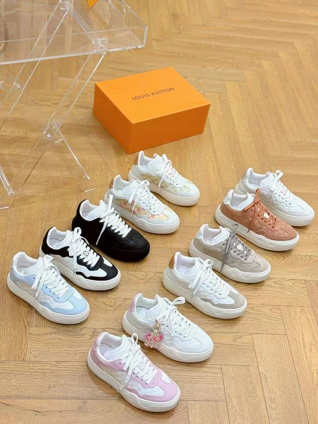 Price: Men +10 New style sports shoes for men and women, thick soles, casual Ori