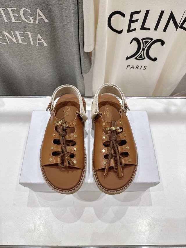 High version factory Celine Celine summer latest fashion retro style Roman flat